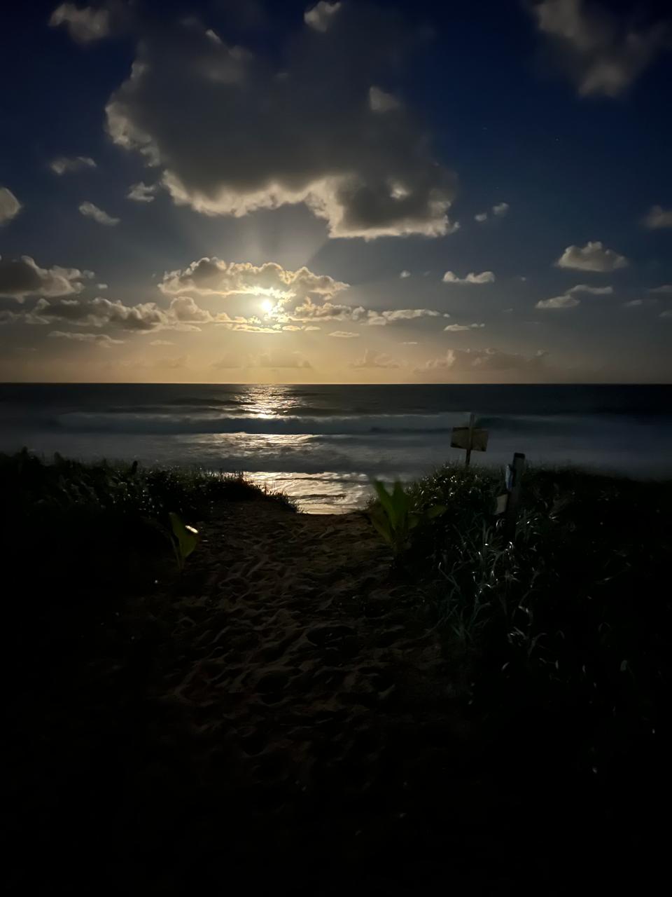 Pôr do sol visto da pousada